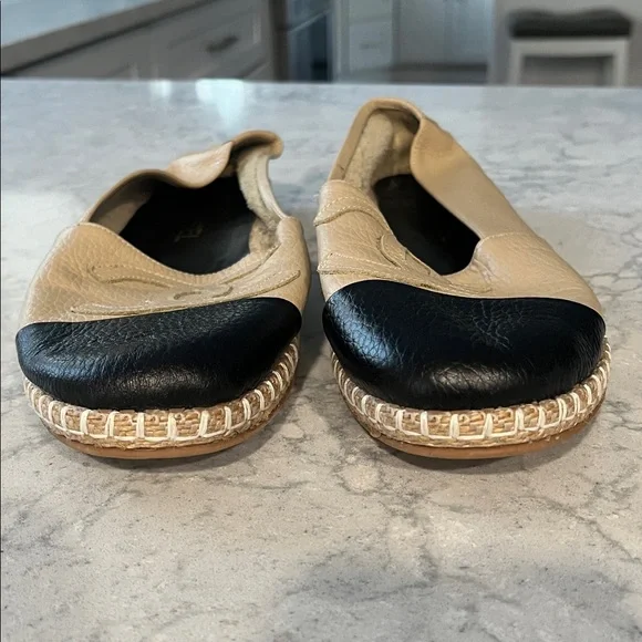 Chanel Loafer-7-1/2 Very good condition! - Picture 2 of 7